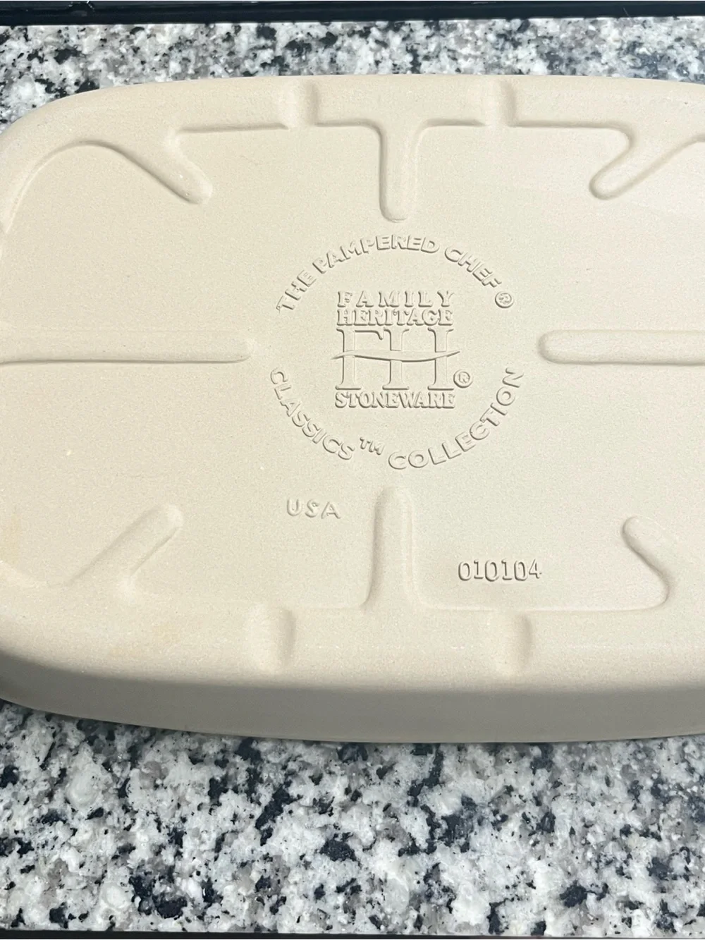 The Pampered Chef Large Stoneware Rectangular Baker - Like New